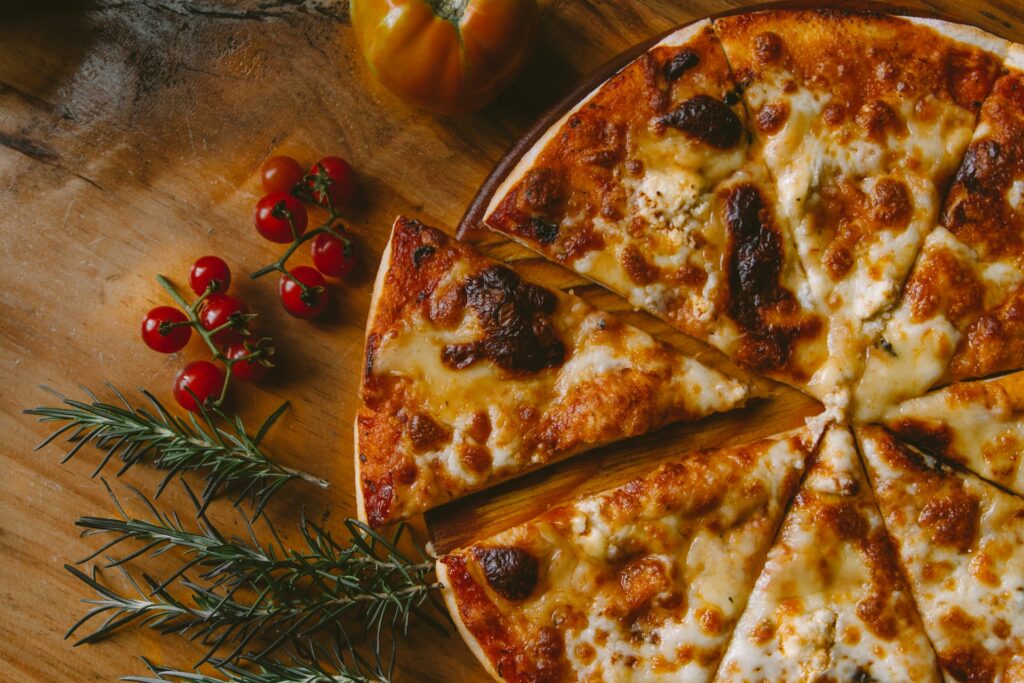 A delicious cheese pizza at a restaurant in the Chicago suburbs.